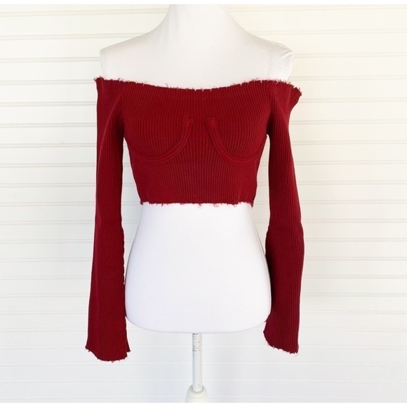Red Bell sleeves crop top NEW - Picture 1 of 14